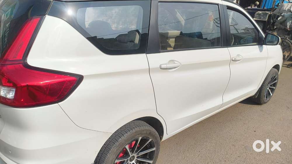 Toyota Rumion S Petrol Manual Dual Tone, 2025, Petrol