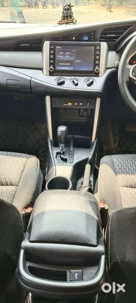 Toyota Innova Crysta