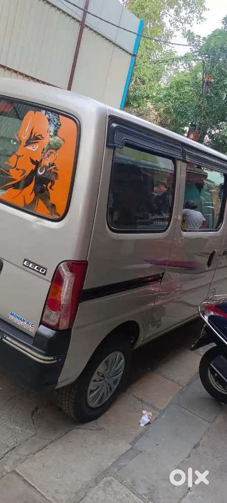Maruti Suzuki Eeco 2016