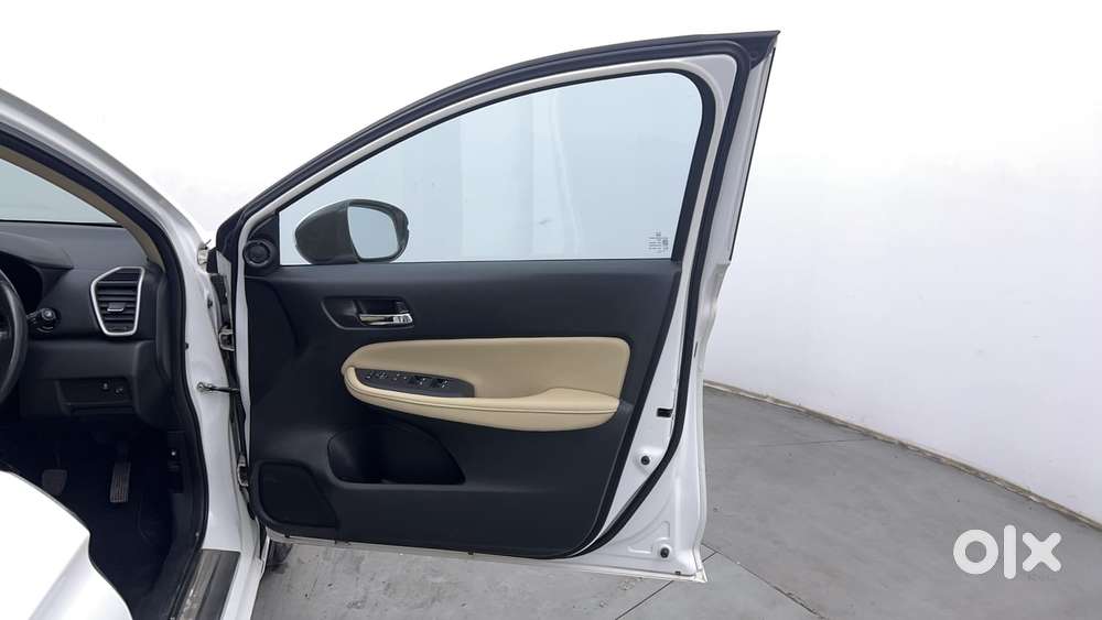 Honda City 1.5 Zx I-vtec Mt, 2023, Petrol