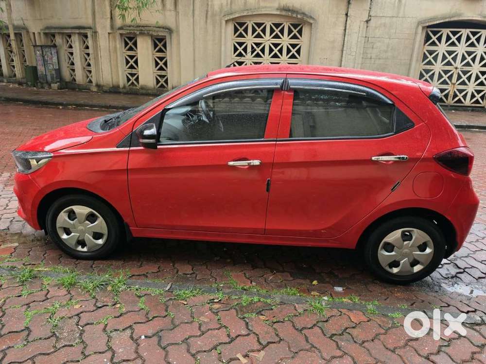 Tata Tiago 1.2 Revotron Xm, 2024, Petrol