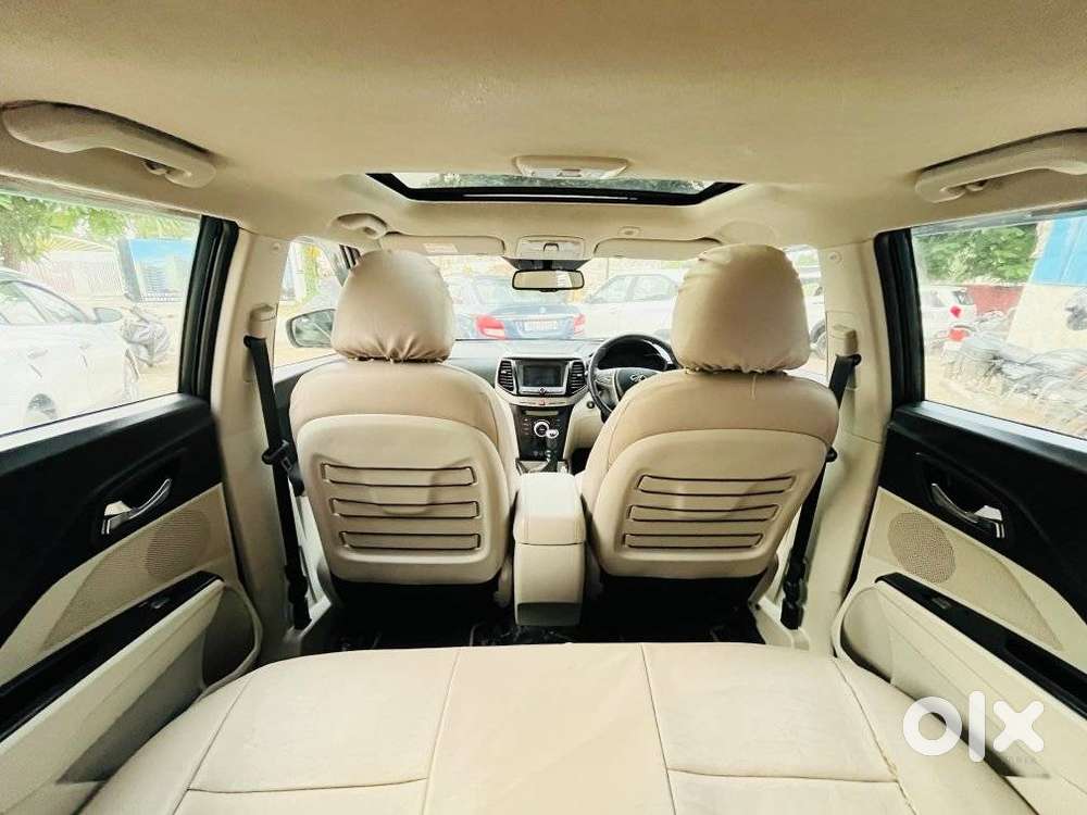 Mahindra Xuv300 W8 Option Dual Tone, 2020, Petrol