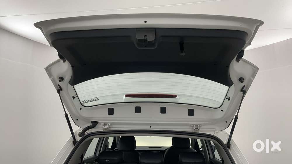 Skoda Kushaq 1.0 Tsi Ambition, 2022, Petrol