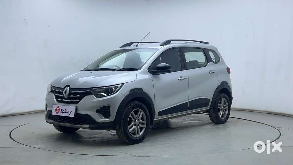 Renault Triber Rxz, 2023, Petrol