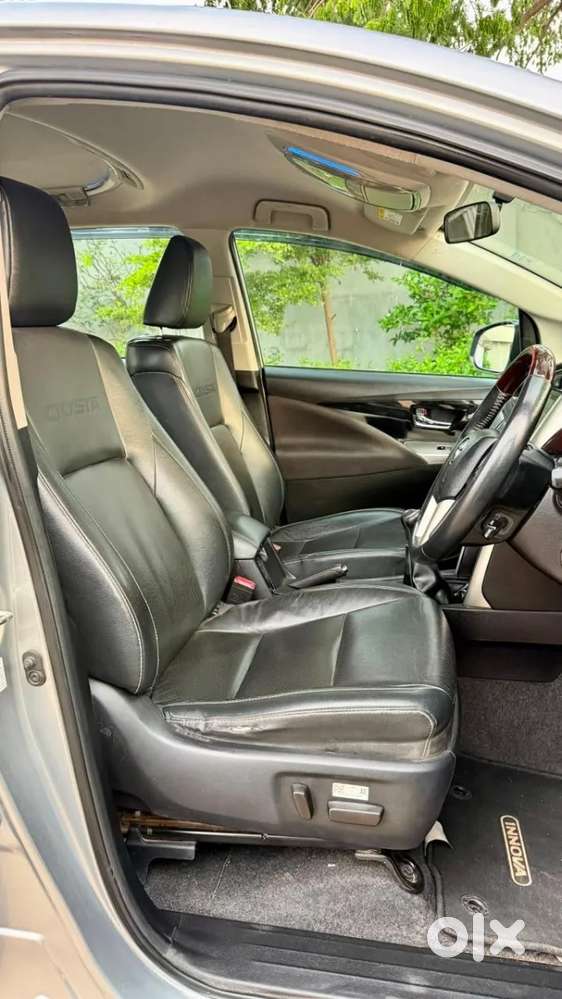Toyota Innova Crysta [2020-ongoing] 2.4 Zx 7 Str, 2022, Diesel