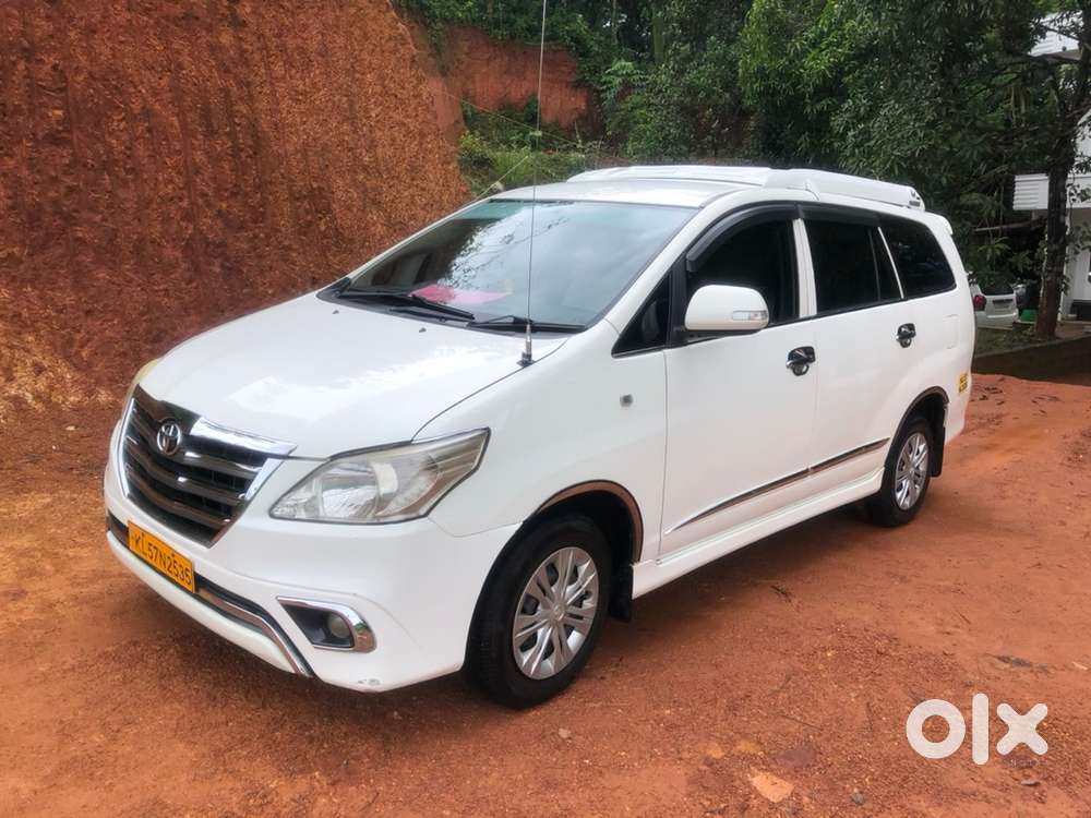 Toyota Innova Diesel 2016taxi Kerala