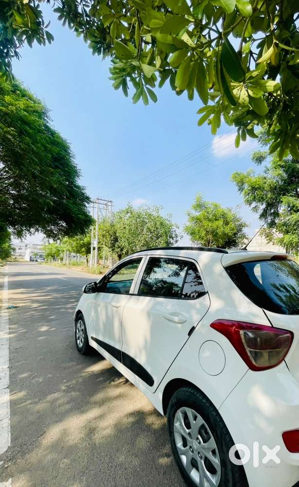 Hyundai Grand I10 2016/2017 2nd Owner Diesel Well Maintained New Tyres