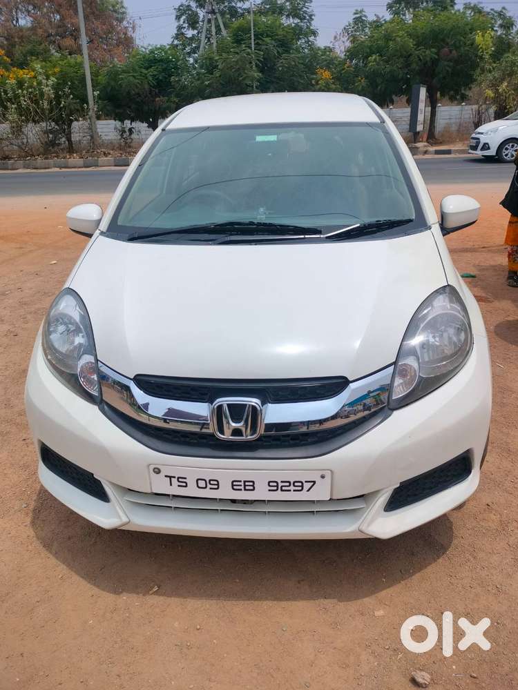 Honda Mobilio Seven Seater
