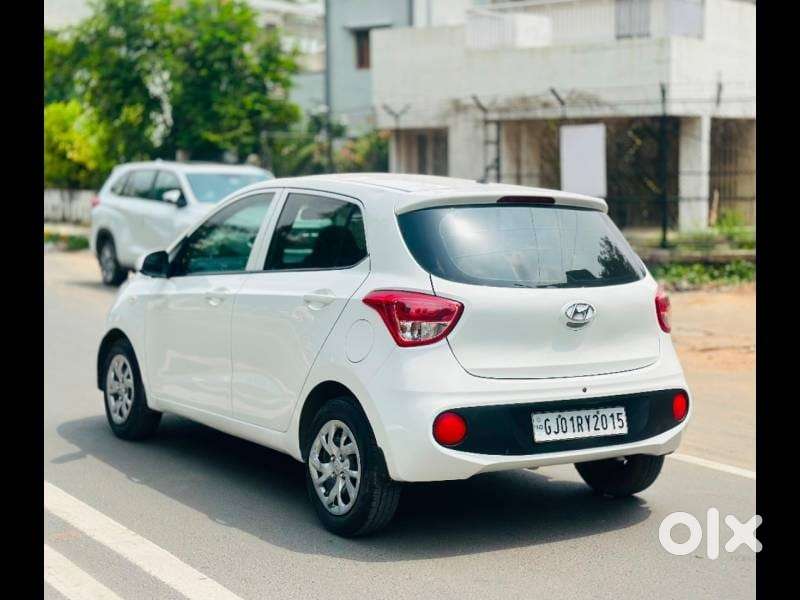 Hyundai Grand I10 Magna At, 2017, Petrol