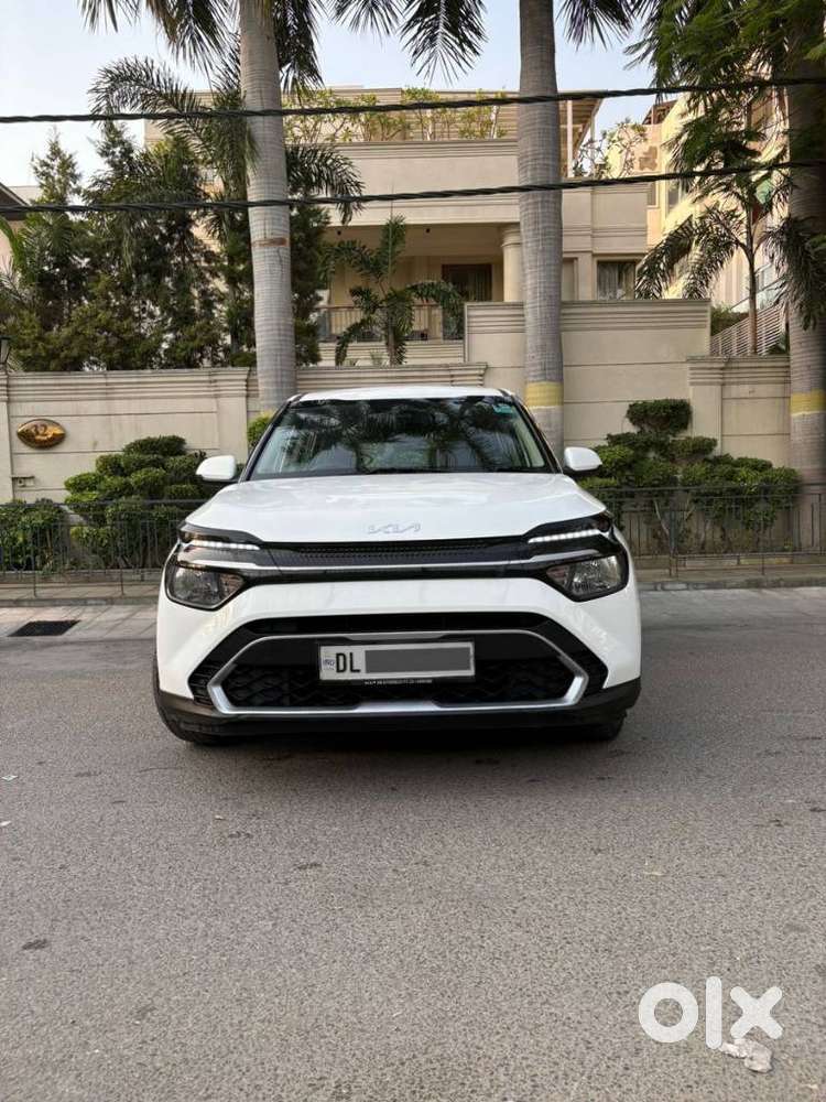 Kia Carens 1.5 Premium 7 Str, 2022, Petrol