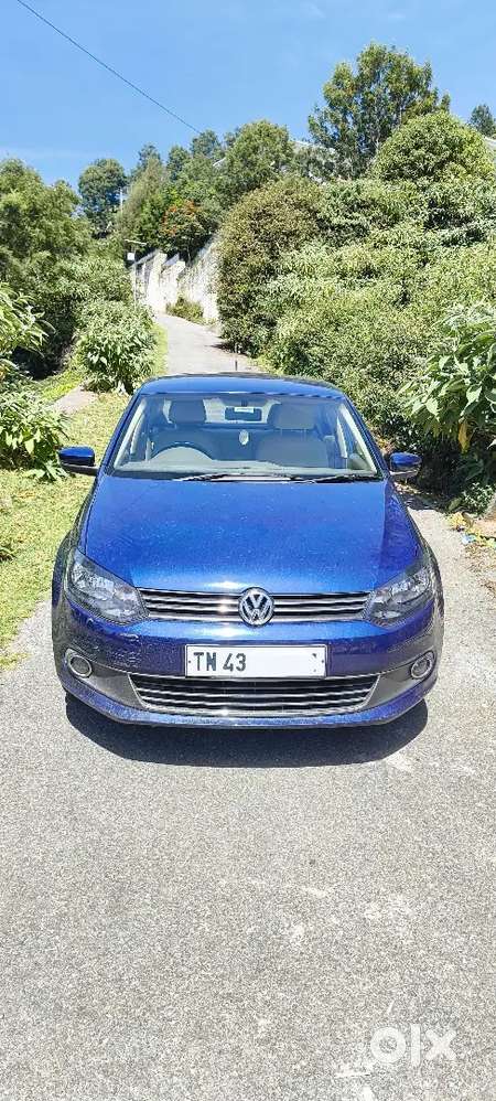 Volkswagen Vento Highline 2013