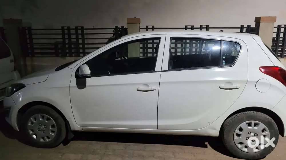 Hyundai I20 2010 Petrol Well Maintained