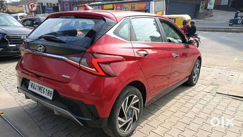 Hyundai I20 Asta (o) 1.2 Mt, 2023, Petrol