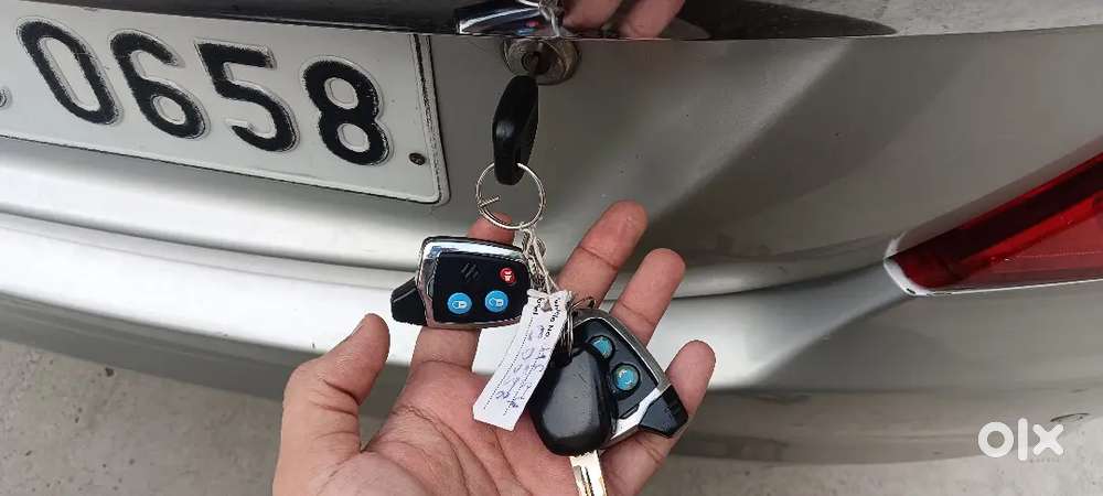Maruti Suzuki Dzire 1.2 2015