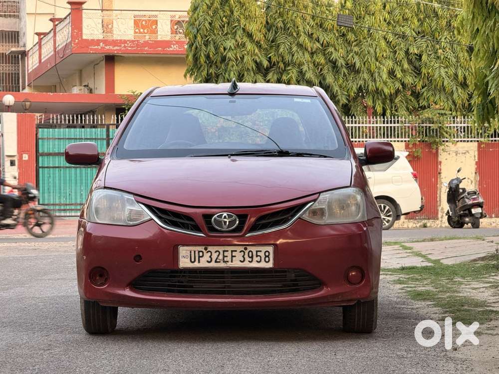 Toyota Etios Liva, 2013, Petrol