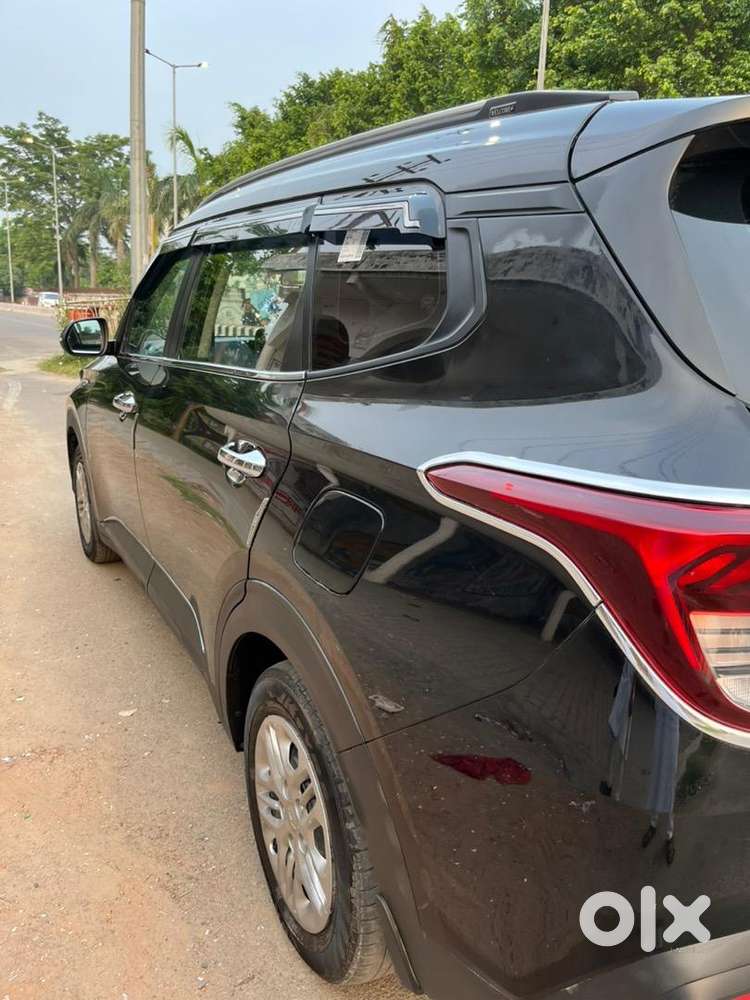 Kia Carens 2025 Petrol Good Condition