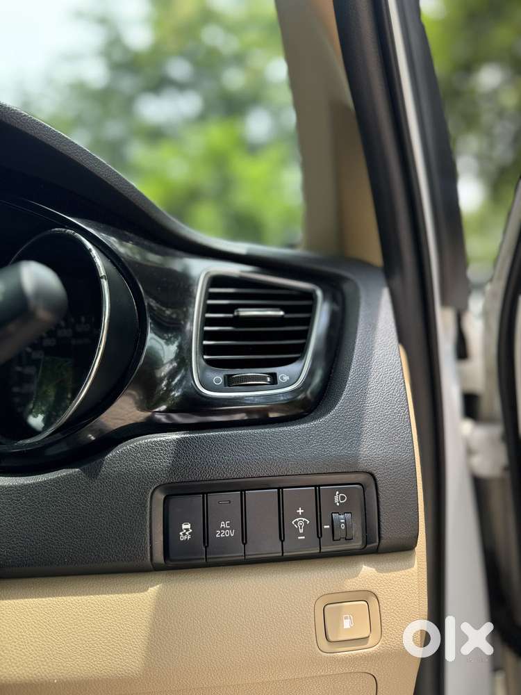 Kia Carnival Prestige, 2022, Diesel