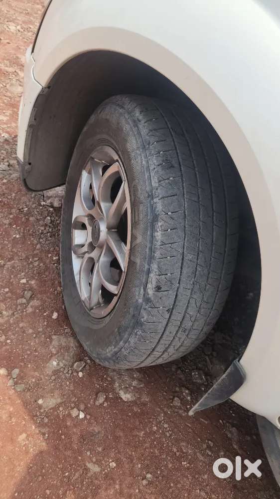 Mahindra Xuv500 2017 Diesel 102000 Km Driven