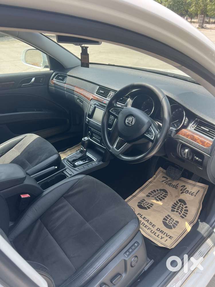 Skoda Superb 1.8 Elegance Tsi At, 2016, Petrol