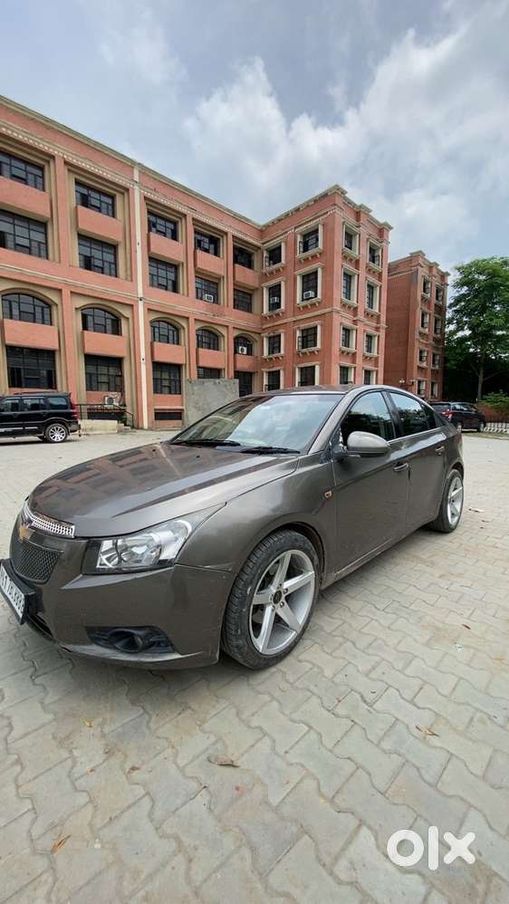 Chevrolet Cruze 2013 107000 Km Driven