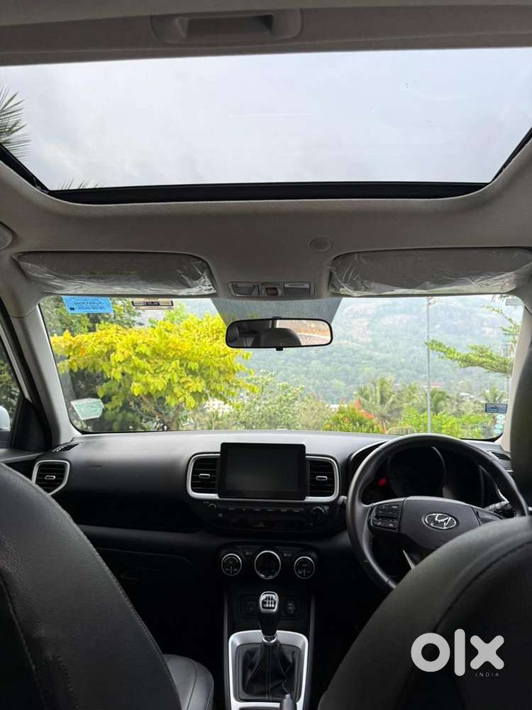 Hyundai Venue Sx Diesel 2020 / Single Owner / Full Service