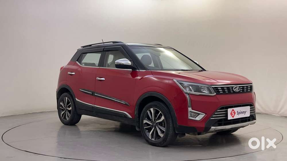 Mahindra Xuv300 W8 (o) 1.5 Diesel Amt Dual Tone, 2021, Diesel