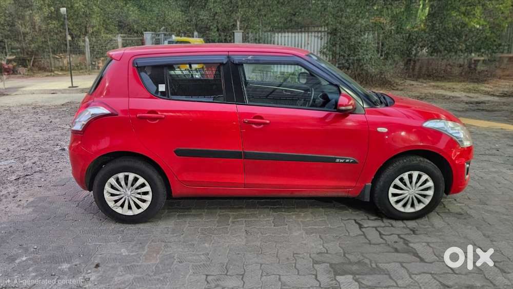 Maruti Suzuki Swift Vxi Optional, 2016, Petrol
