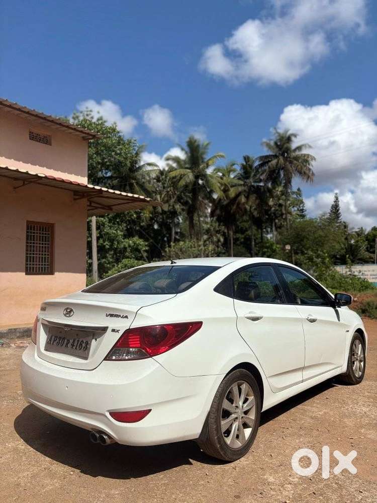 Hyundai Verna Crdi 1.6 Sx, 2013, Diesel
