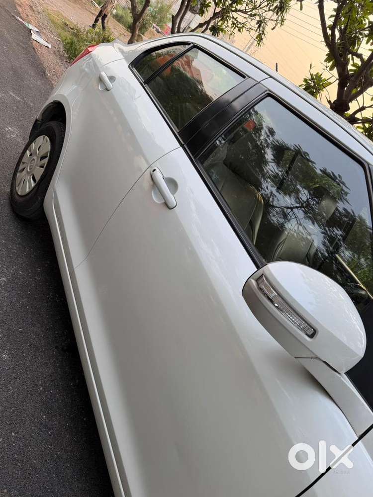 Maruti Suzuki Swift Dzire Vxi Petrol 2012 - Excellent Condition