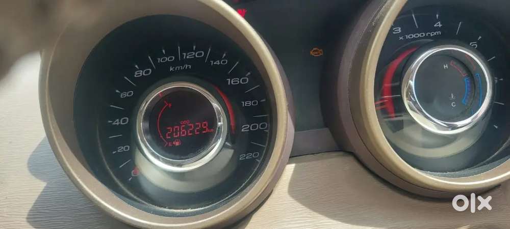 Mahindra Xuv500 2014 Year Car Urgent Sale