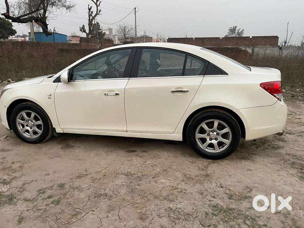 Chevrolet Cruze 2011 Diesel Good Condition