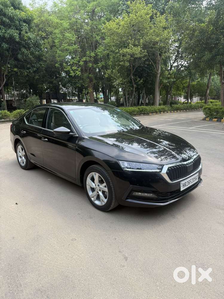 Skoda Octavia 2.0 Style Tsi At, 2022, Petrol