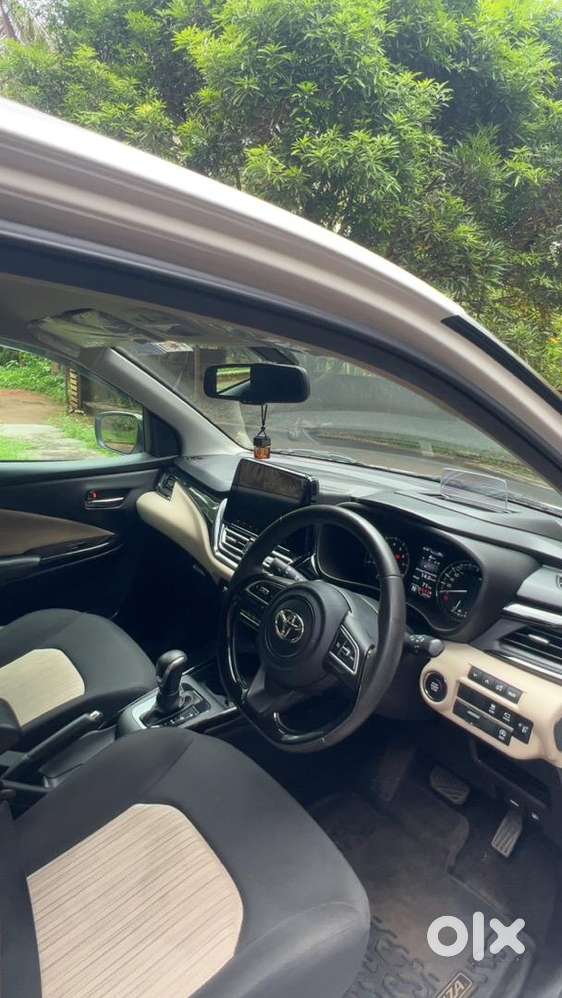 Toyota Glanza Petrol 2024