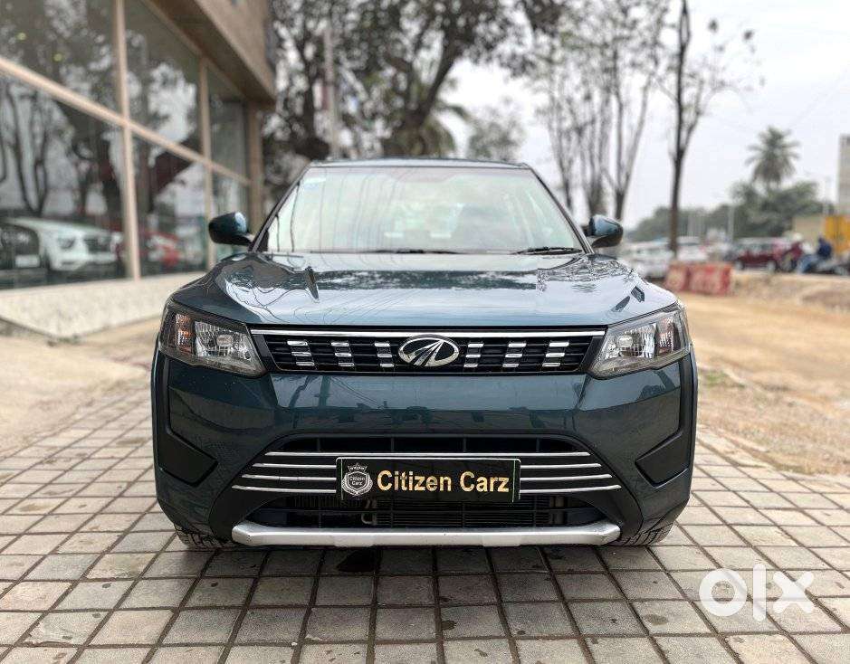 Mahindra Xuv300 W6, 2019, Petrol