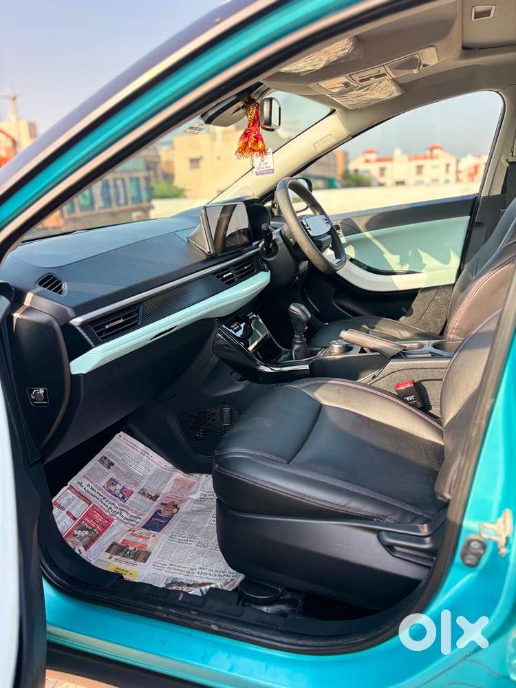 Tata Nexon Petrol 2024