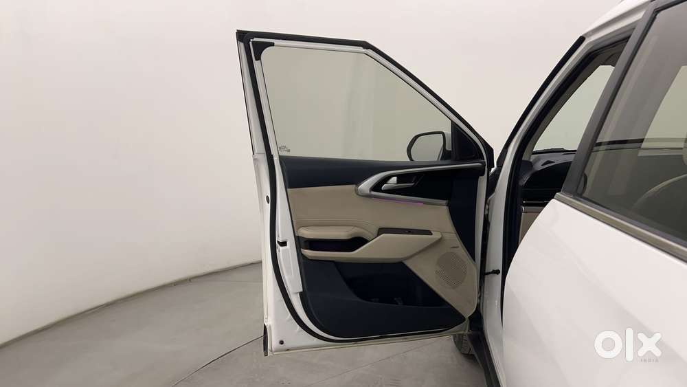 Kia Carens 1.5 Luxury Plus Diesel At 7 Str, 2022, Diesel