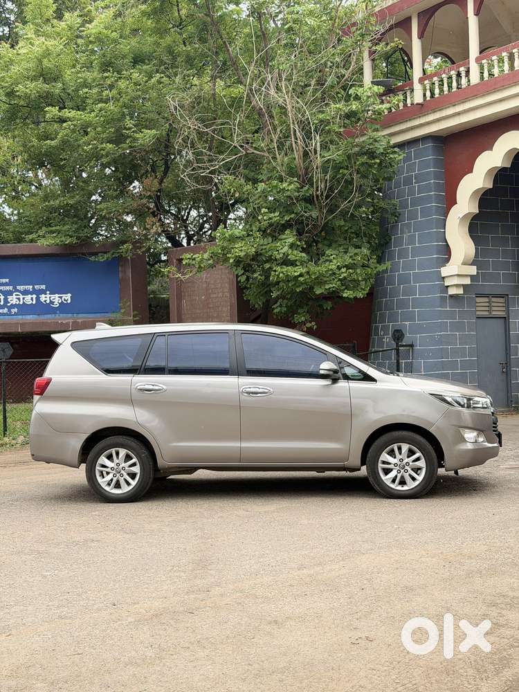 Toyota Innova Crysta 2.7 Vx Mt, 2016, Diesel