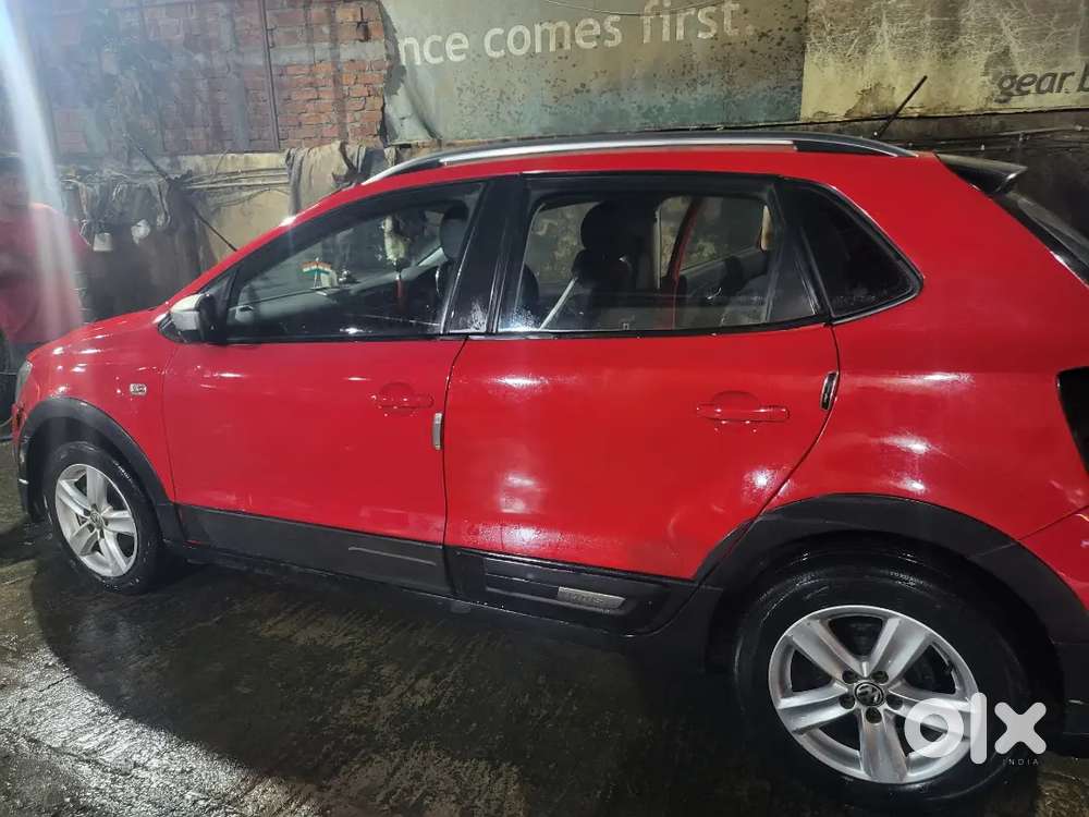 Urgently Sale My Polo Cross Top Model