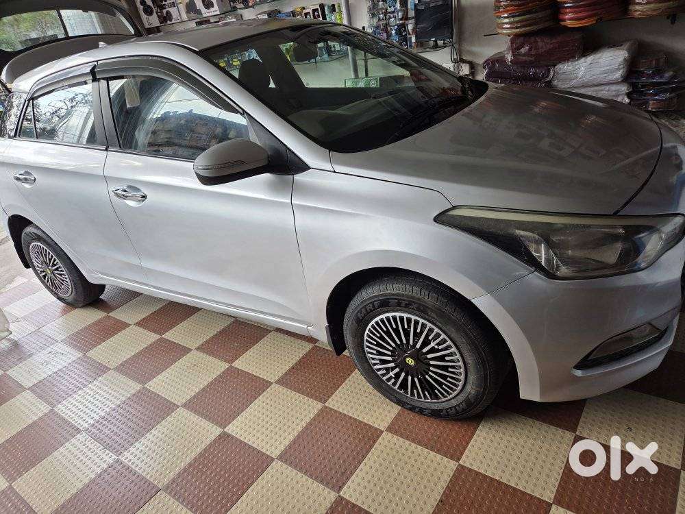 Hyundai I20 Sportz 1.2 Ivt, 2017, Petrol