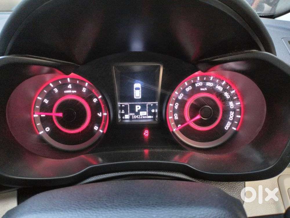 Mahindra Xuv 3xo, 2025, Petrol