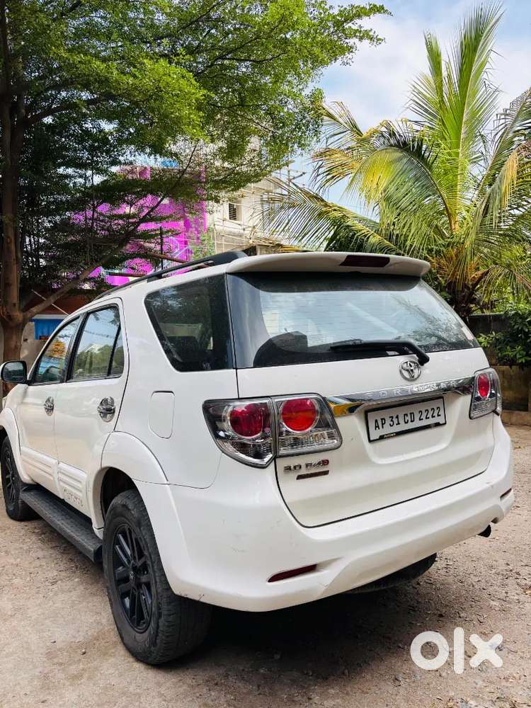 Toyota Fortuner 2013 Manufacturing,  2014 Register Diesel 119500 Km