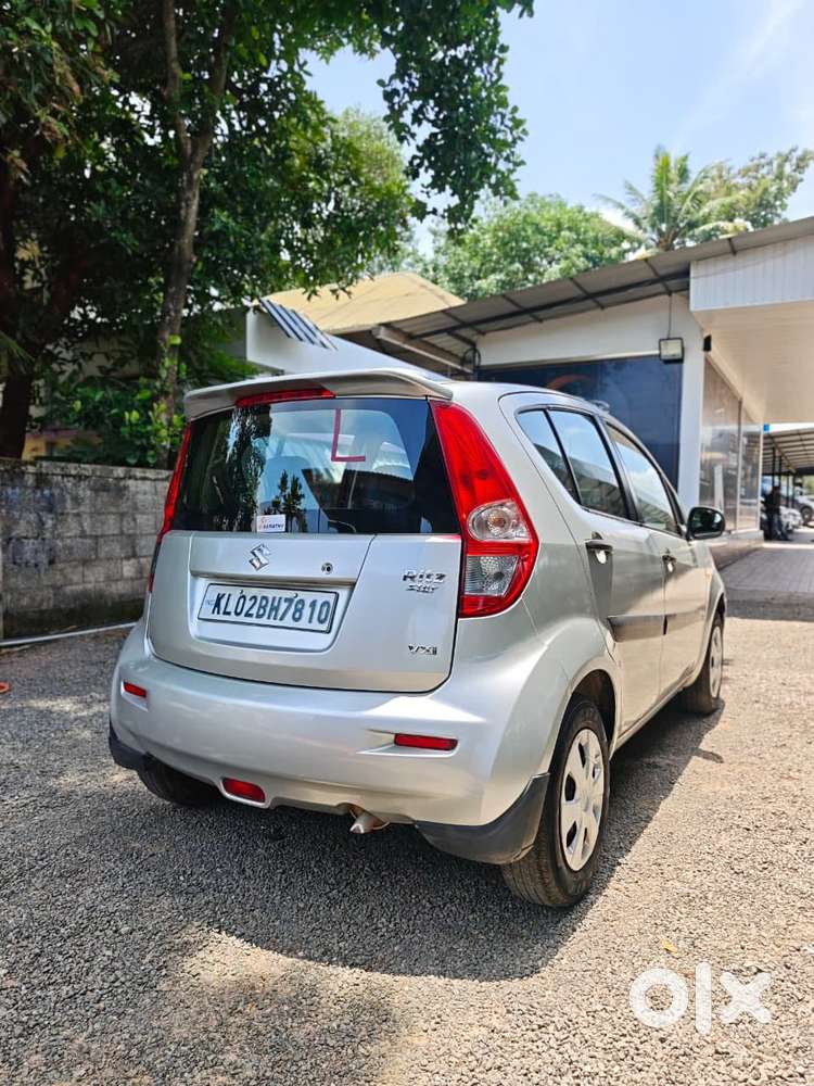Maruti Suzuki Ritz Vxi, 2013, Petrol