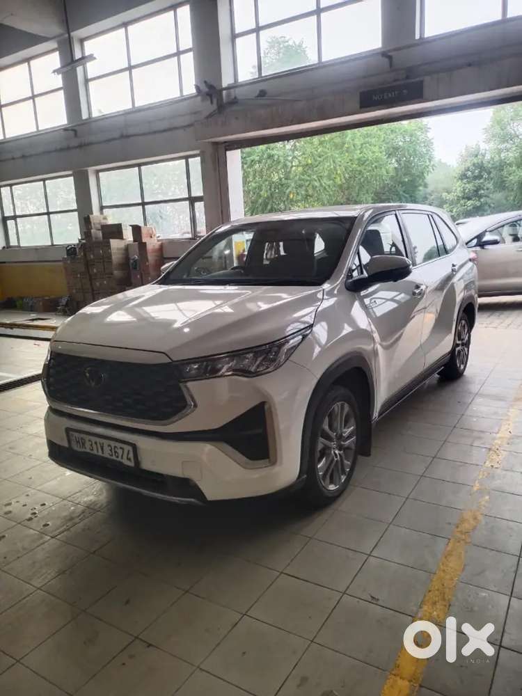Toyota Innova Hycross 2.0 Zx Hybrid 7 Str 2024