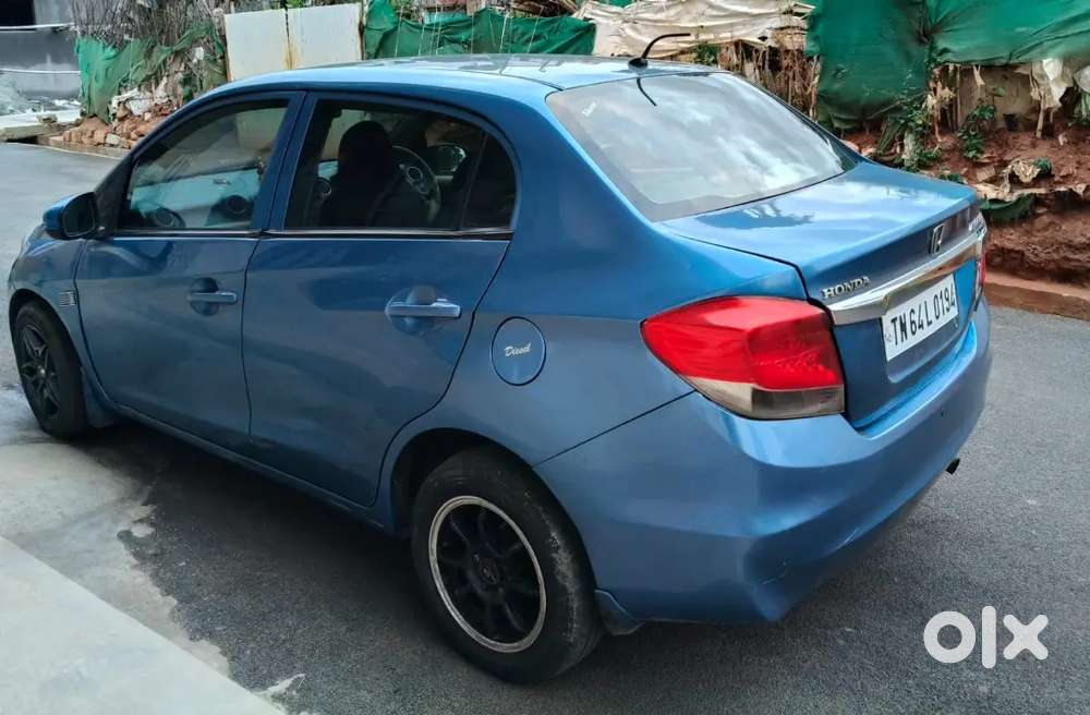 Honda Amaze 2015 Diesel 167000 Km Driven. Itz A Very Good Condition.
