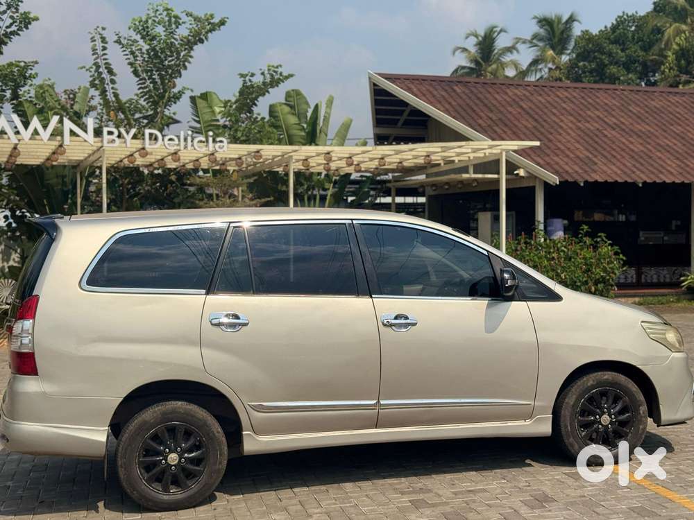 Toyota Innova 2.5 V 7 Str, 2013, Diesel