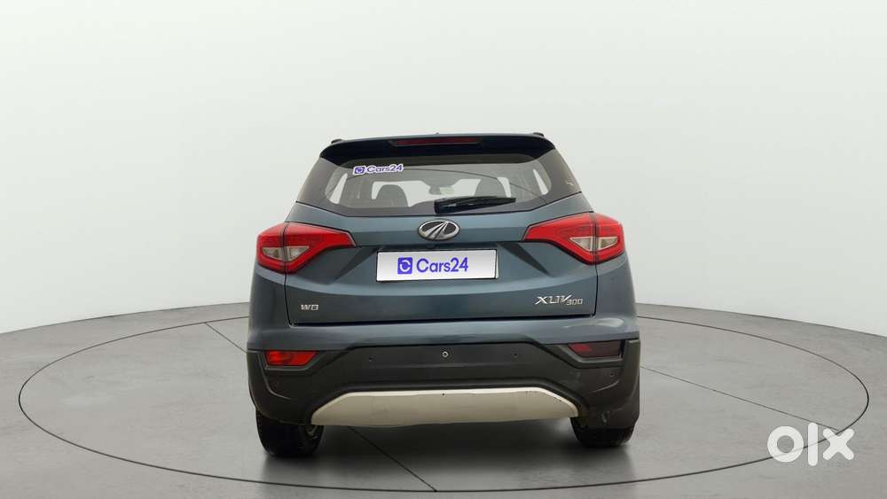 Mahindra Xuv300 W8, 2021, Petrol