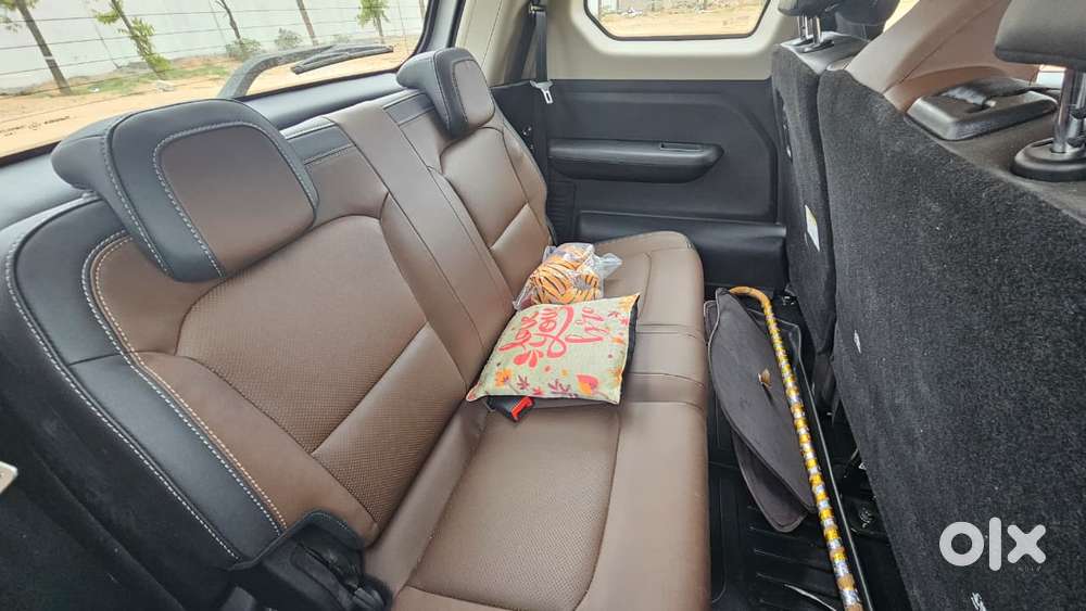 Mahindra Scorpio-n 2.0 Z8 L Petrol At 7 Str, 2025