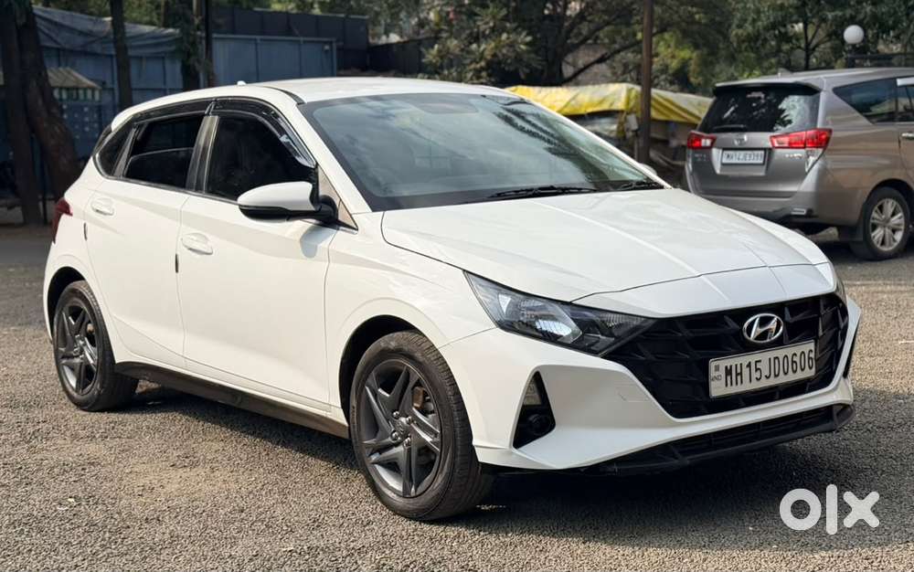 Hyundai New I20 1.5 Asta (o) Mt, 2023, Petrol