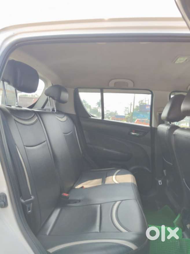 Maruti Suzuki Swift Vxi Abs Bsiv, 2017, Petrol