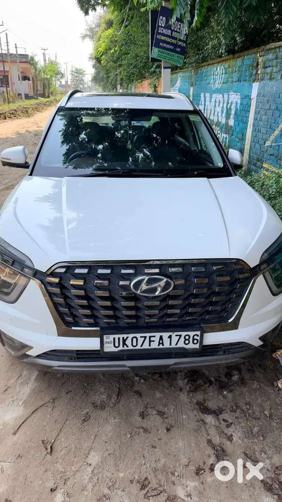 2022 Hyundai Alcazar 1.5 Signature Diesel At